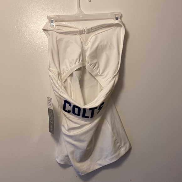 NWT New NFL Indianapolis Colts Women's White Halter Top Sz L - Picture 3 of 8